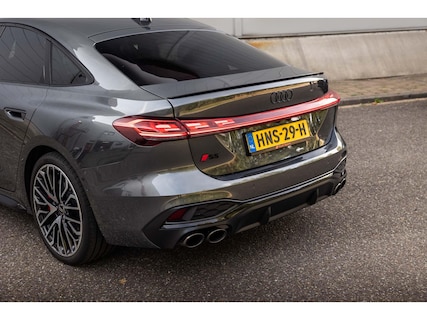 Audi-S5