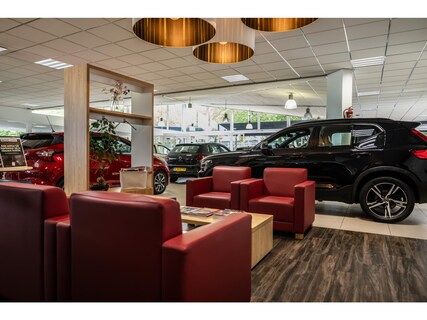 Nissan-Micra