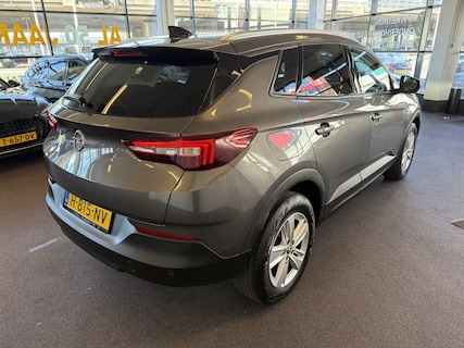 Opel-Grandland
