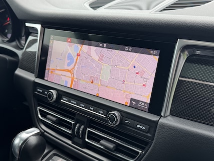 Porsche-Macan