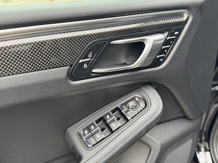 Porsche-Macan