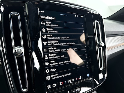 Volvo-XC40