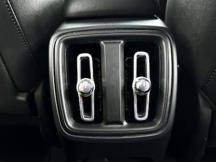 Volvo-XC40