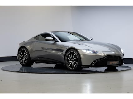 Aston Martin-V8 Vantage