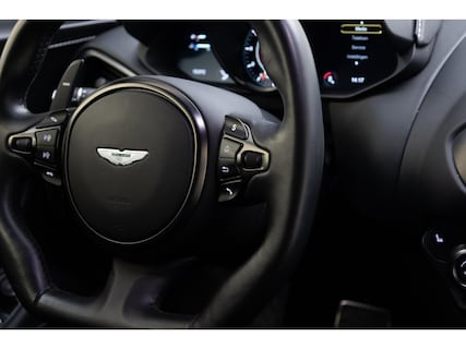 Aston Martin-V8 Vantage