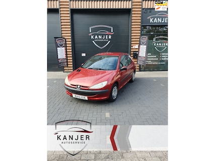 Peugeot-206