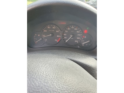 Peugeot-206