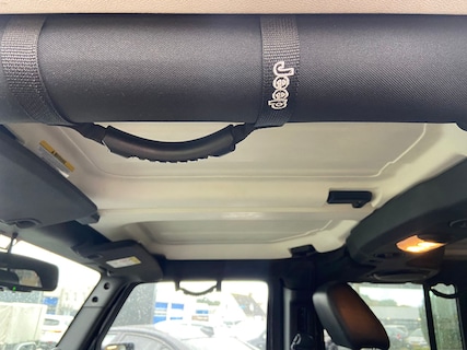 Jeep-Wrangler