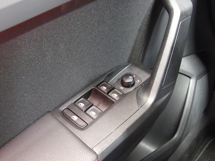 SEAT-Arona