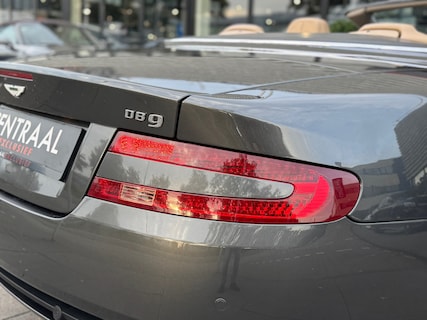 Aston Martin-DB9