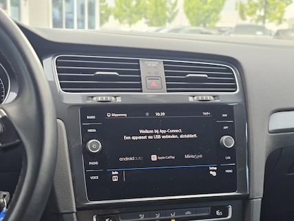Volkswagen-Golf