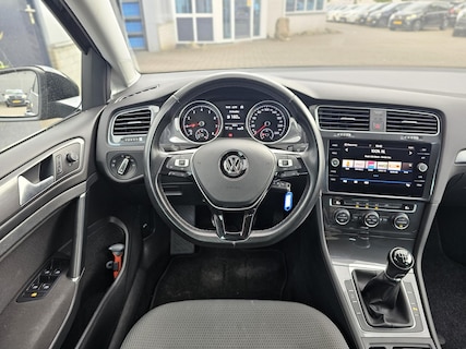 Volkswagen-Golf