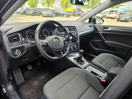 Volkswagen-Golf