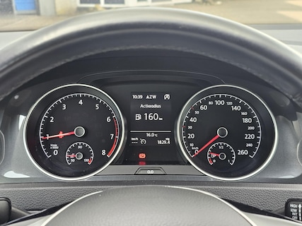 Volkswagen-Golf
