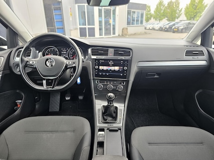 Volkswagen-Golf