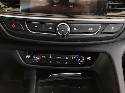 Opel-Insignia