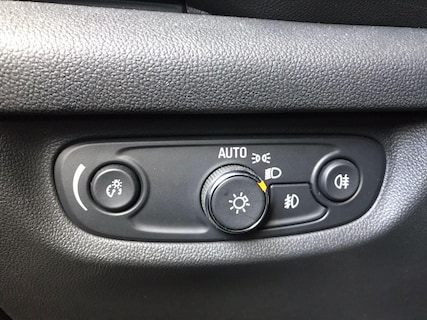 Opel-Insignia