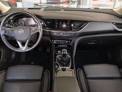 Opel-Insignia