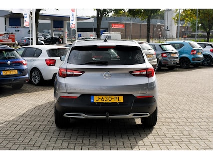 Opel-Grandland
