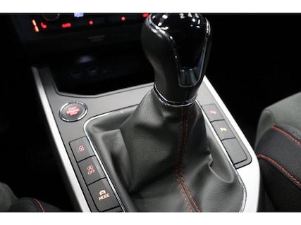 SEAT-Arona