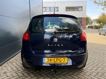 SEAT-Altea