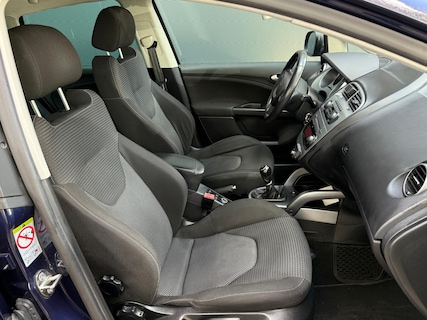 SEAT-Altea