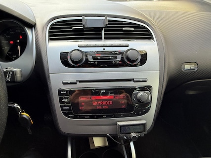 SEAT-Altea
