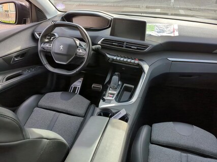 Peugeot-3008