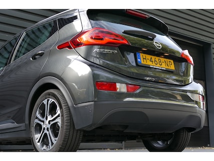 Opel-Ampera-e