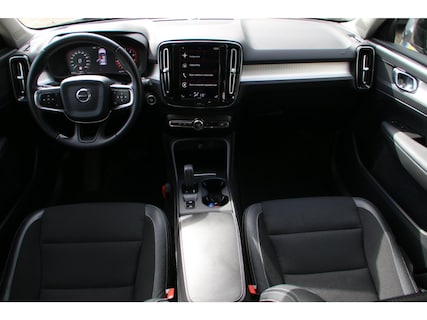 Volvo-XC40