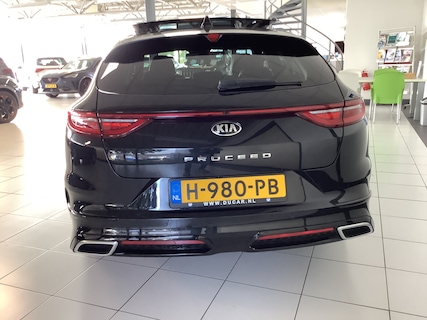 Kia-ProCeed