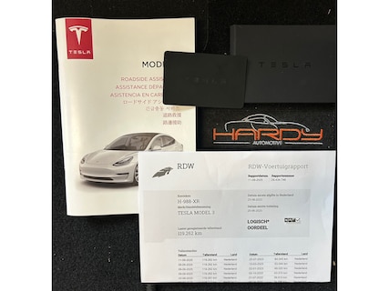 Tesla-Model 3
