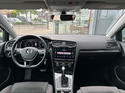 Volkswagen-Golf