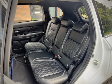 Mitsubishi-Outlander