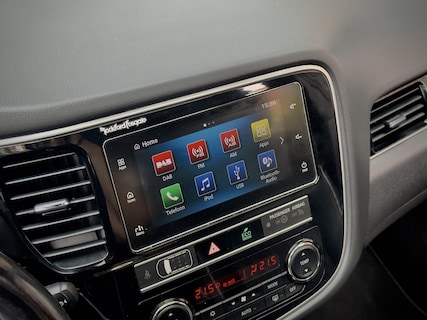 Mitsubishi-Outlander