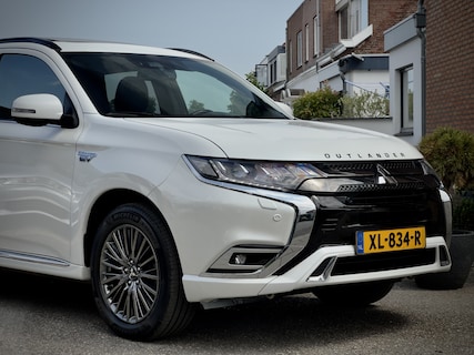 Mitsubishi-Outlander