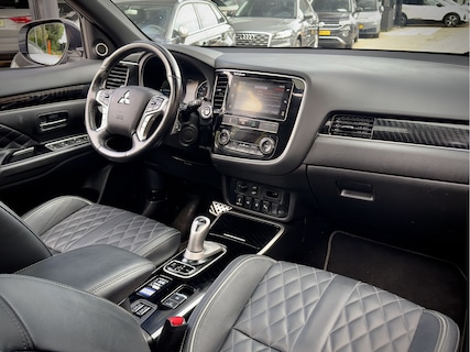 Mitsubishi-Outlander