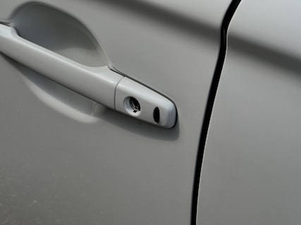Mitsubishi-Outlander