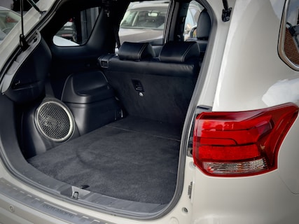 Mitsubishi-Outlander