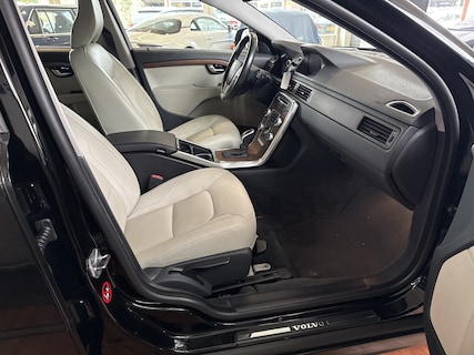 Volvo-V70