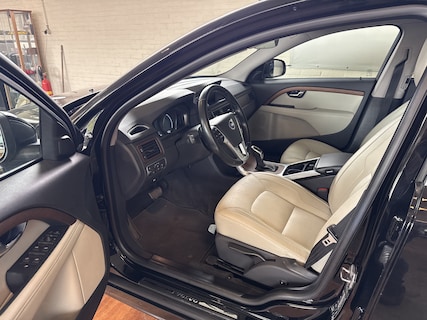 Volvo-V70