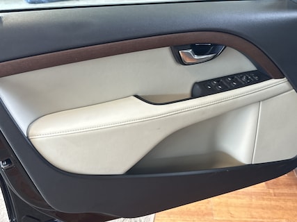 Volvo-V70