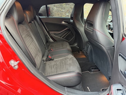 Mercedes-Benz-CLA