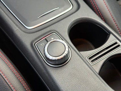 Mercedes-Benz-CLA