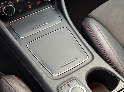 Mercedes-Benz-CLA