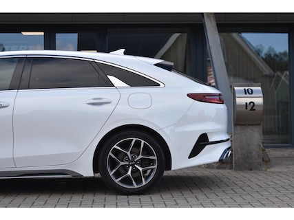Kia-ProCeed