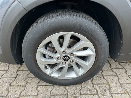 Hyundai-Tucson