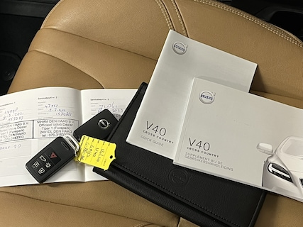 Volvo-V40 Cross Country