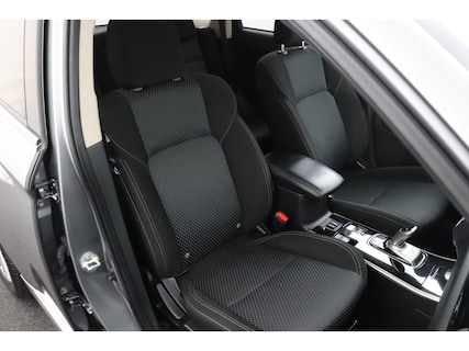 Mitsubishi-Outlander