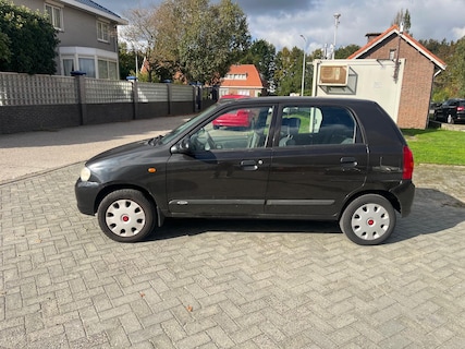 Suzuki-Alto